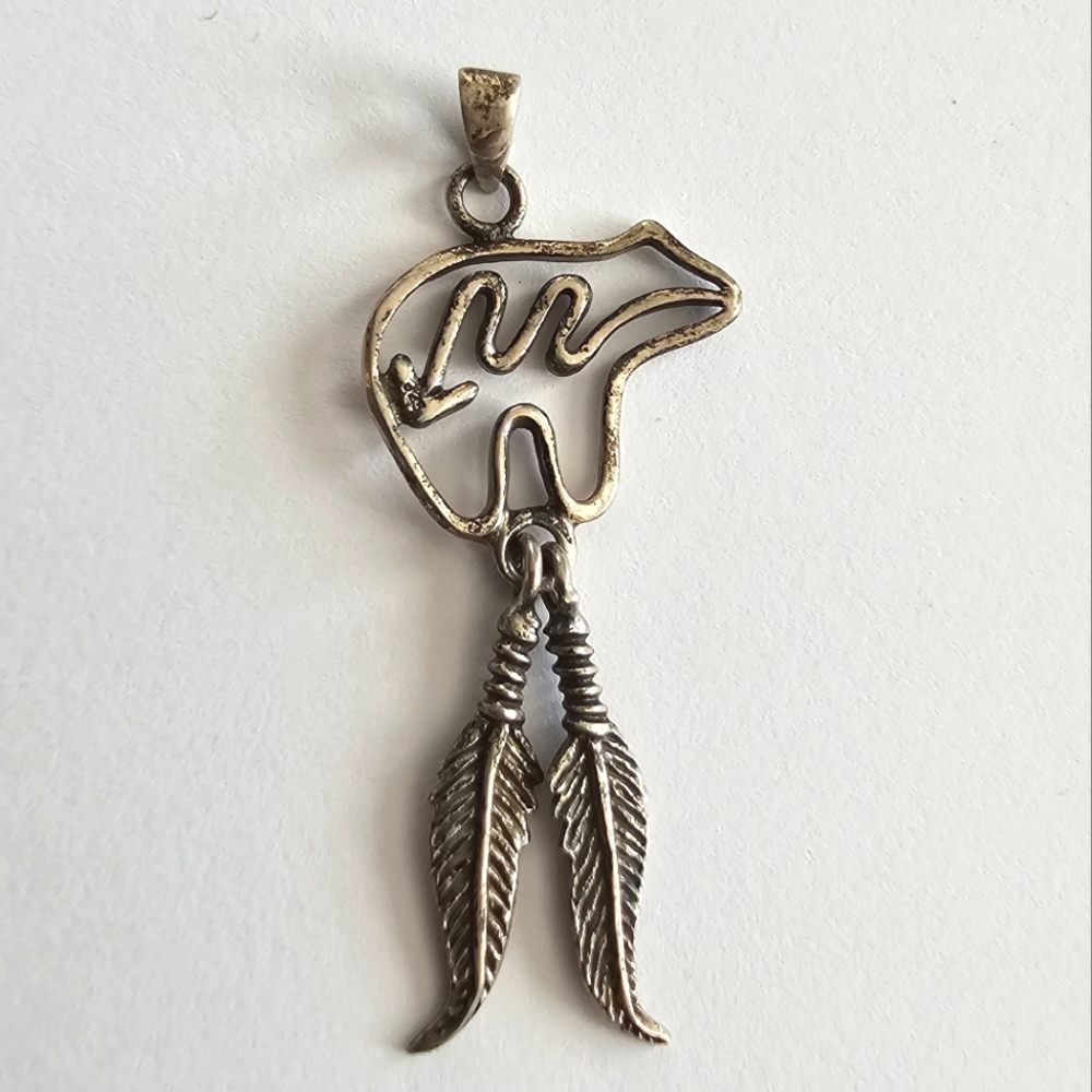 Vintage bear & feathers pendant Life line lifeline .925 Southwestern spirit